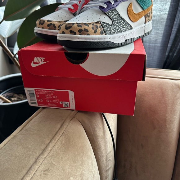 Nike Dunks - Picture 3 of 5